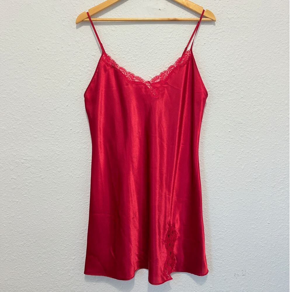 Vintage Oscar de La Renta Red Slip Dress Nightgown Lace Coquette Glam Dainty 90s
